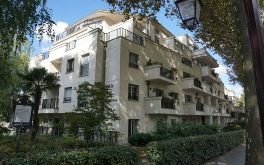 Résidence de prestige, Neuilly sur Seine , Ile de la jatte, en bord de Seine