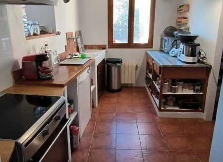 Maison 6 pièces sur 7 hectares à Montlaux