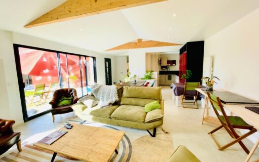 IDEAL FAMILLE,CHARMANT PLAIN PIED  SUR CLISSON