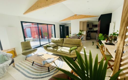 IDEAL FAMILLE,CHARMANT PLAIN PIED  SUR CLISSON