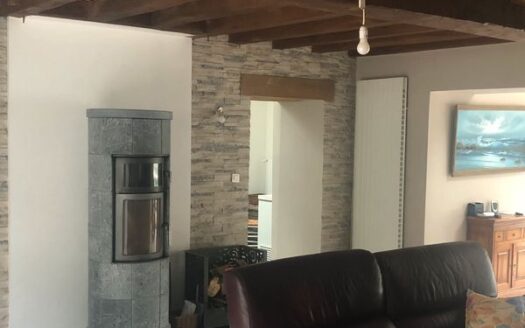 Maison rénovée 3 chambres + dépendances 3 pièces + piscine + étang Saffré