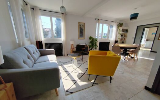 Maison – 7 pièces – Estanove