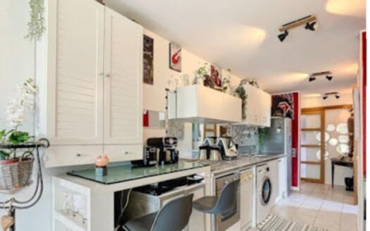 À vendre splendide 2 pièces fabron