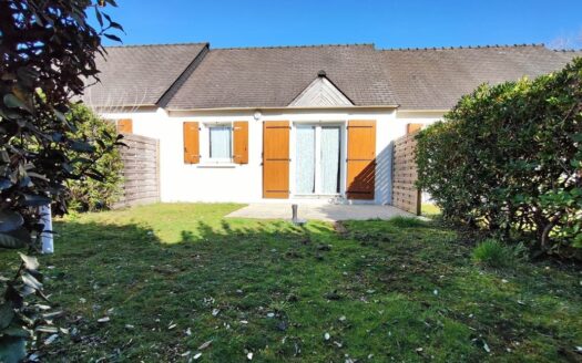 Erdeven-Kerhillio-Résidence privée avec piscine-Maison T2 36m2 avec jardin-Parkings