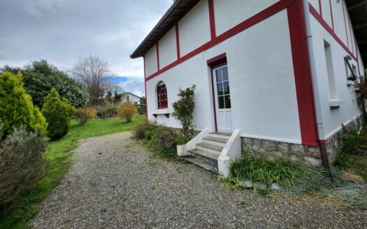 Maison basque lannemezan 126 m carré