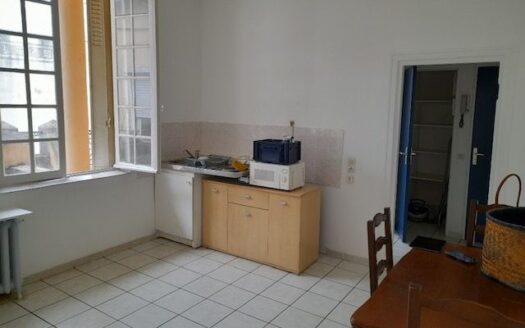 À vendre 2 pièces Moulins