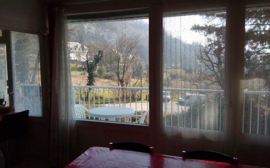 GRAND T4 (96m2) sur les hauteurs de CHAMBERY
