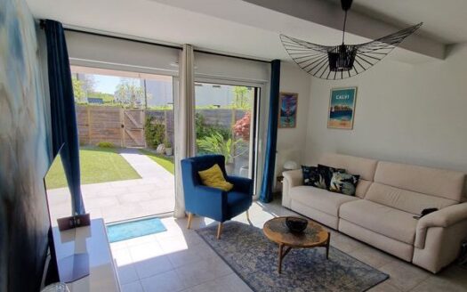 Appartement 4 pieces 80 m2 + jardin 64 m2