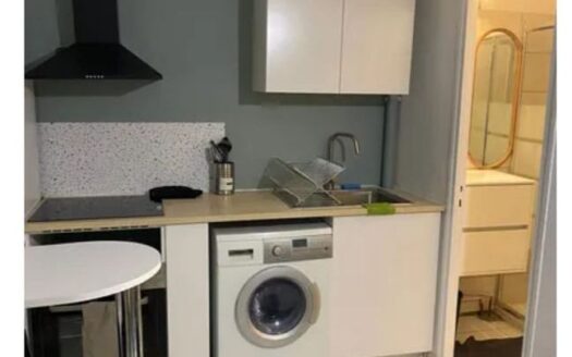 À vendre – Studio lumineux avec parking à Corbeil-Essonnes – Idéal Investisseur