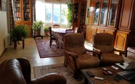Idéal Famille : Villa de plain-pied avec vue imprenable, au calme absolu – Sournia