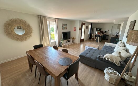 Maison lumineuse et moderne à Capendu : À ne pas manquer !
