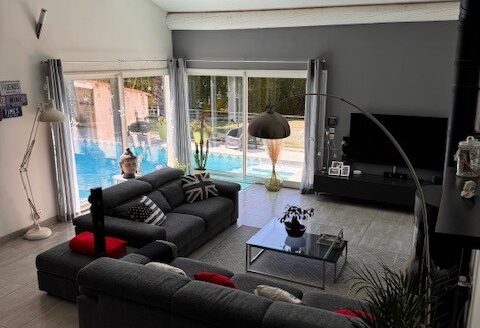 Magnifique villa moderne 174m² avec piscine et jardin Les Pennes-Mirabeau
