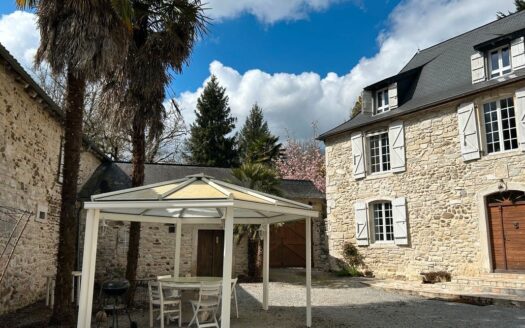 A vendre belle Maison Béarnaise de 1751
