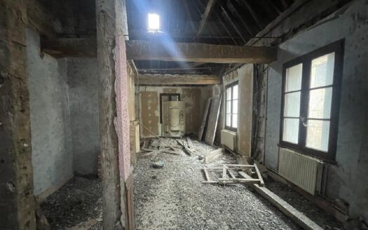 À Vendre : Maison de Ville à Rénover – Idéale Investisseurs – L’Aigle (61)