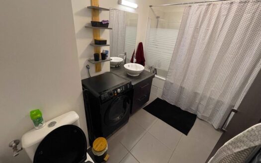 Appartement sans vis-à-vis, 37 m²+ Terrasse/jardin 17 m²+Garage+Cave