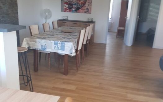 Maison 120 M² 4 pièces proche plage et marché
