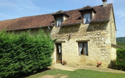 2 maisons 110m² + 80m² à Saint-Léon sur Vézère