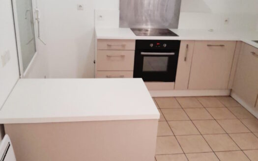 Duplex T3 lumineux avec parking privé