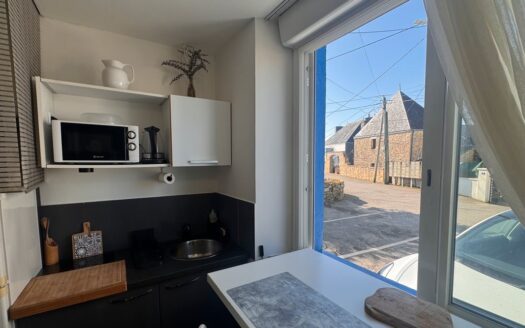 STUDIO meublé