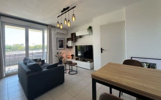 Appartement 2 pièces – 40m2 – 2 places de parking – balcon