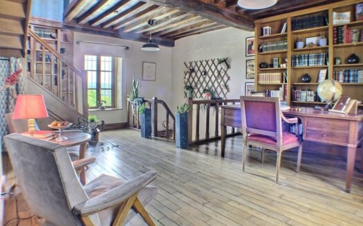 Magnifique maison de caractère avec vue imprenable sur la Vallée de l’Ouche