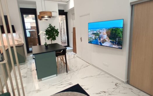 Studio port