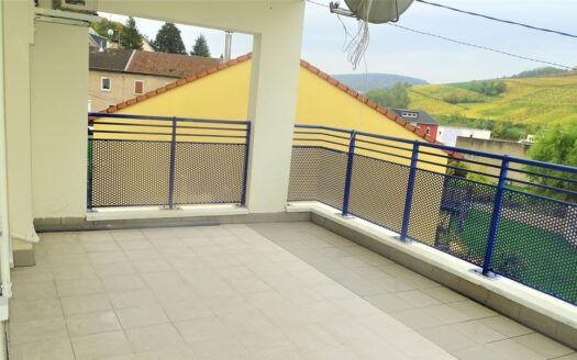 1/11  Appartement F5 APACH frontières 4x parking privés 1x garage