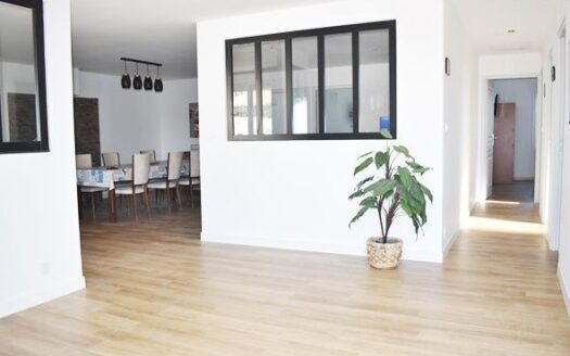 Maison 120 M² 4 pièces proche plage et marché