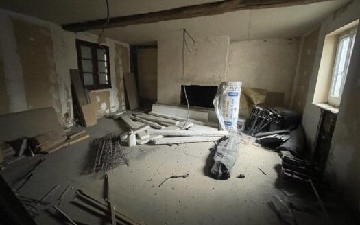 À Vendre : Maison de Ville à Rénover – Idéale Investisseurs – L’Aigle (61)
