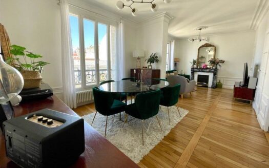 Superbe 5 pièces avec terrasse et vue imprenable en plein Centre ville