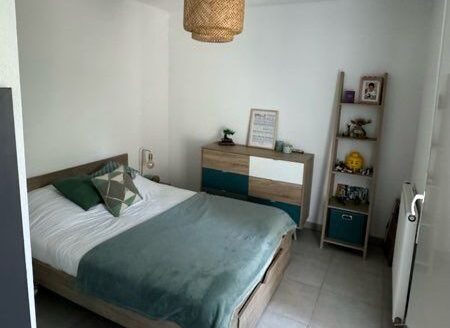 Appartement T2 45 m2 + 1 place de parking / ST ORENS