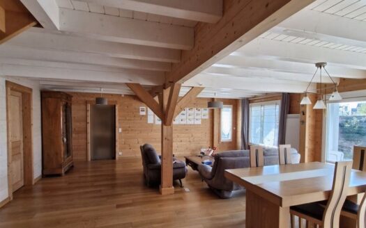 Maison bois, proche de Dijon