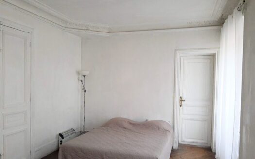 4 pièces Ascenseur 94 M2 75009 Paris
