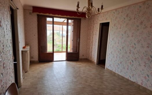 Maison avec dépendance et jardin