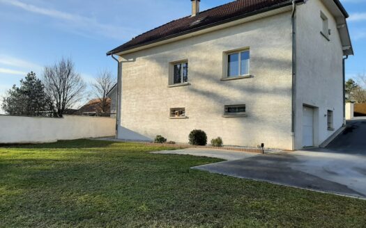 Maison 141m² LC (147) 4ch+1Bur + 85m² de SS , rue BELLEVUE