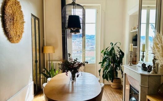 Grand appartement bourgeois de 146 m² avec vue dominante Saint-Étienne Claude Delaroa