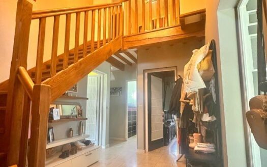 Maison 6 pièces 181m2