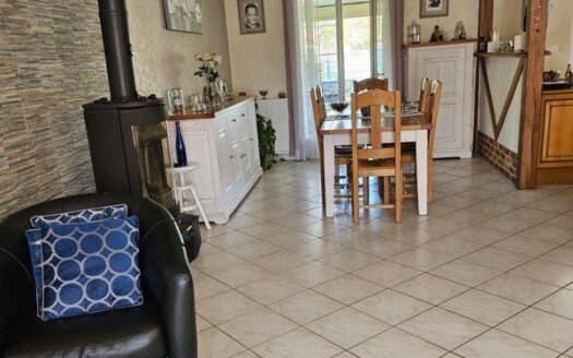 Maison familiale avec sous sol sur Gravigny