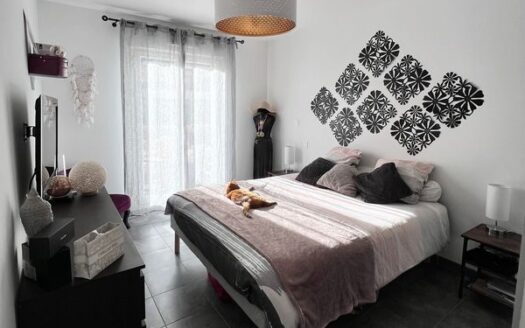 APPARTEMENT T3 Terrasse 58m