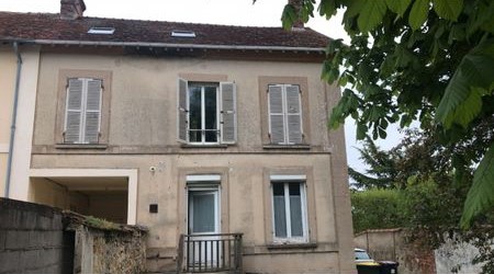 Grande maison 6 chambres avec grand jardin