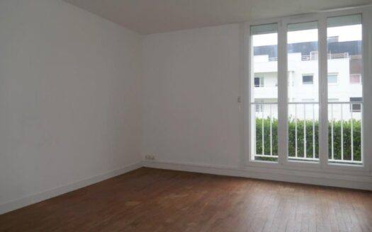 Vente appart t4 loue – 3 chambres – cuisine amenagee – cave
