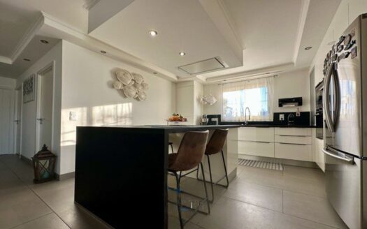 Maison 6 pièces 140 m²