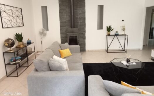 Maison à vendre, un havre de paix en pleine ville