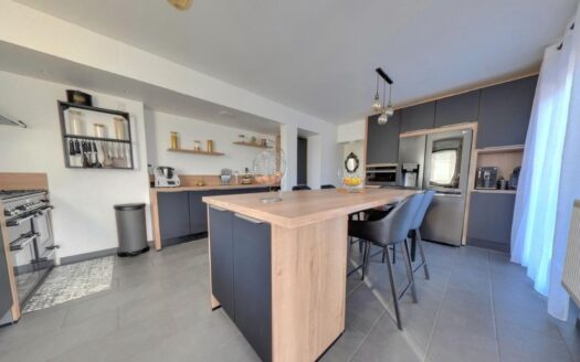 Maison avec appartement indépendant