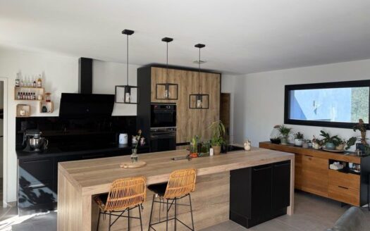 1/3  Villa 5 pièce de 130m2