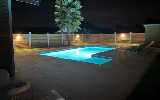 Maison avec piscine à MEILLON