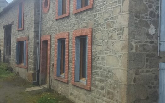 Maison en pierre 5 pièces Meublée