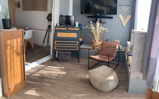 Rare appartement vue marina proche plage avec garage communiquant
