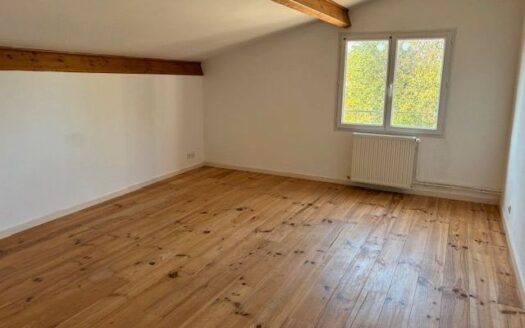 Maison 3 chambres avec garage et terrain