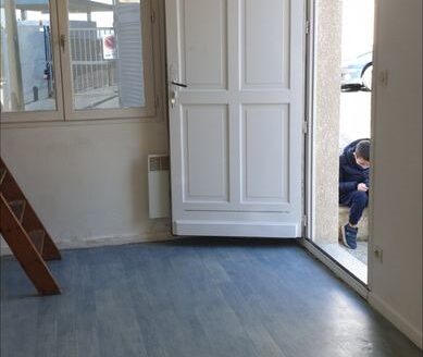 Argenteuil petite maison avec parking R+1+combles
